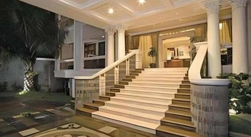 Resor Le Beringin
